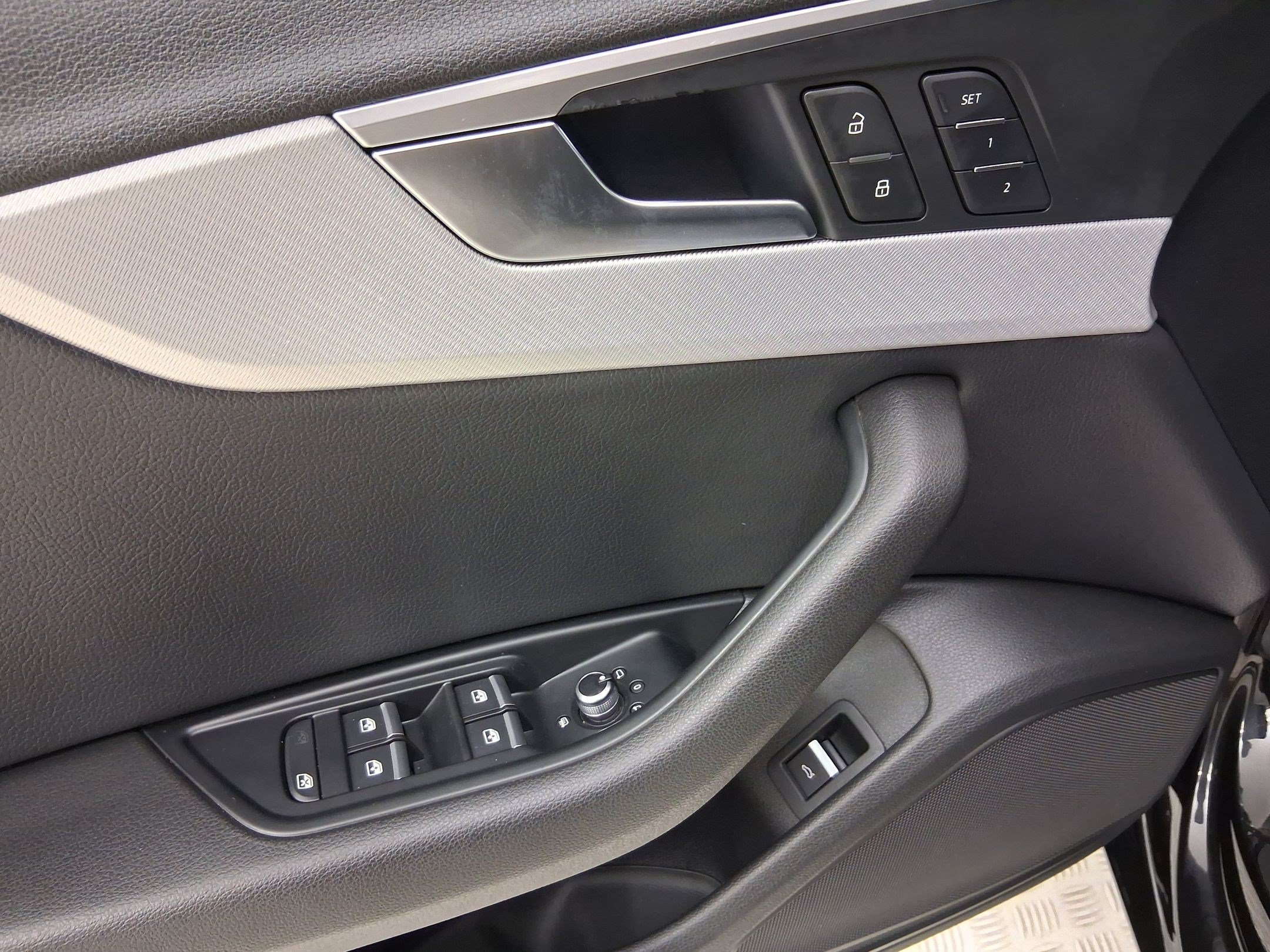 Used 2017 Audi A4 2.0T Premium w/ Audi MMI Navigation Plus FWD image 24