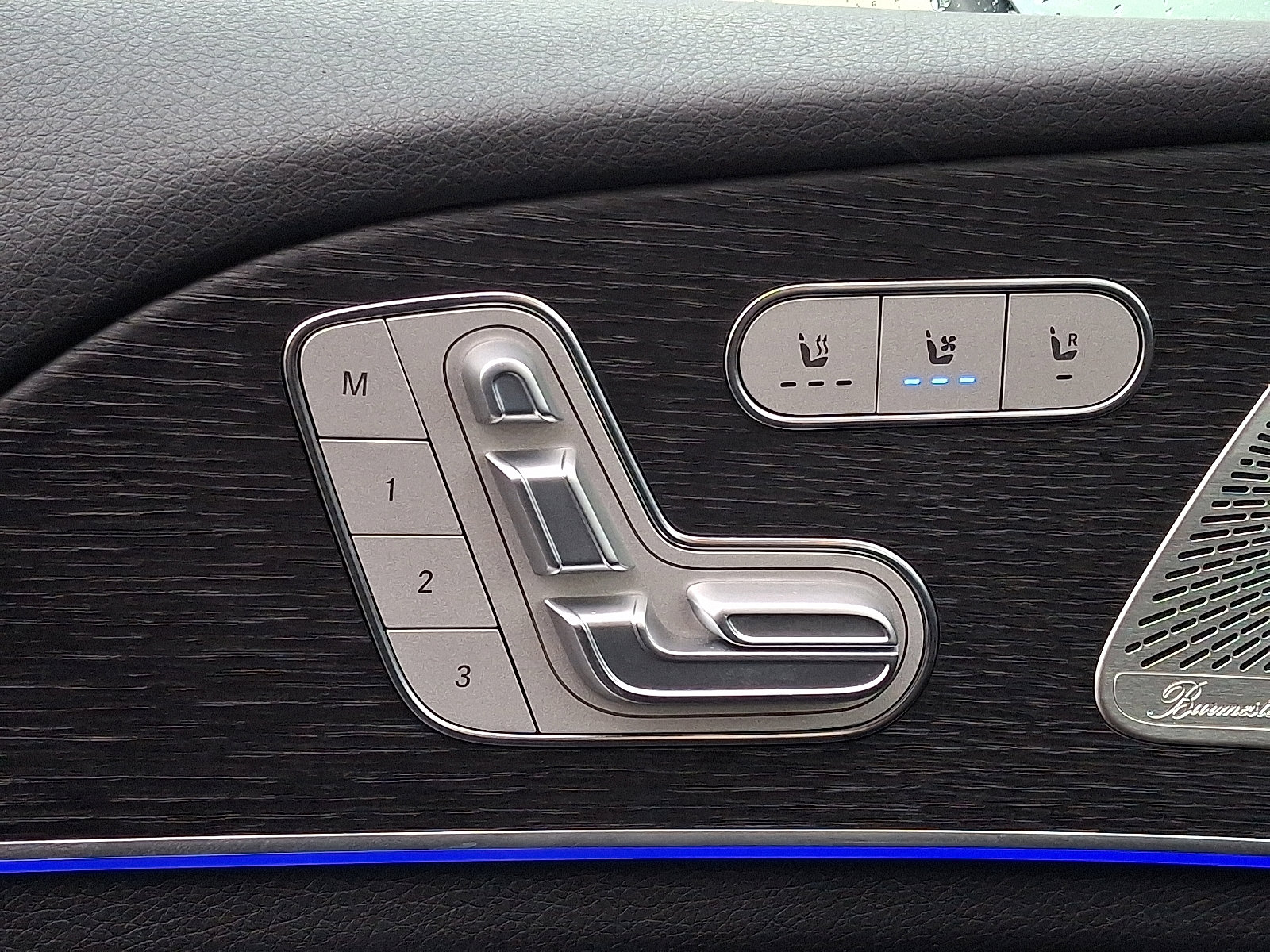 Used 2025 Mercedes-Benz GLS 450 4MATIC image 28