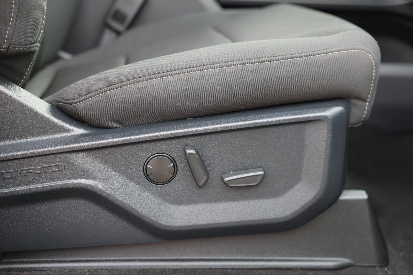 Used 2022 Ford F150 XLT w/ Equipment Group 302A High image 13