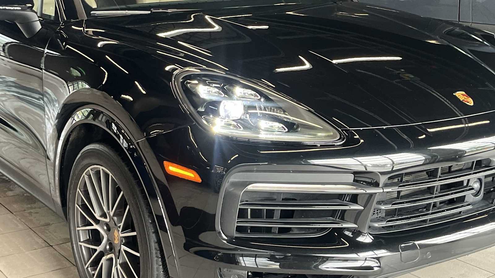Used 2023 Porsche Cayenne S AWD/4WD image 20