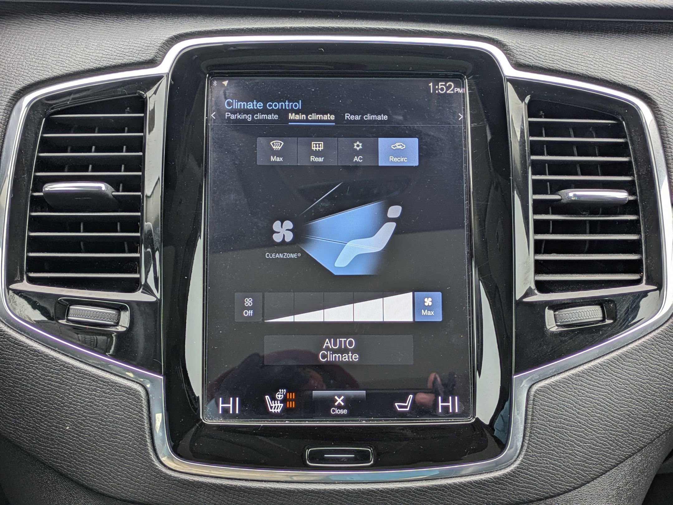 Used 2018 Volvo XC90 T6 Momentum w/ Convenience Package image 14