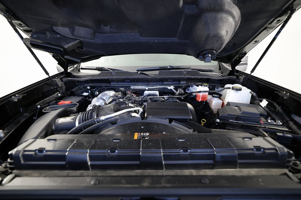 Used 2025 Chevrolet Silverado 3500 LTZ image 38