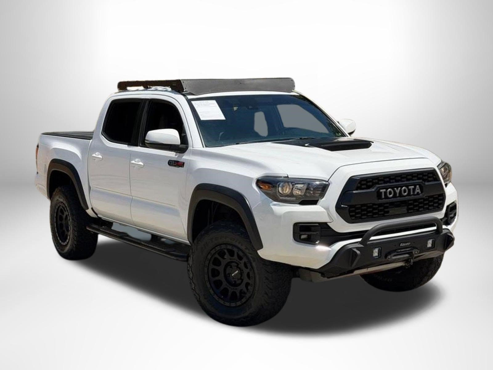 Used 2019 Toyota Tacoma TRD Pro AWD/4WD image 2