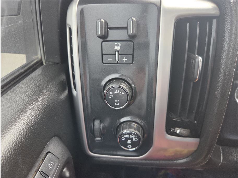Used 2017 GMC Sierra 1500 SLT AWD/4WD image 23