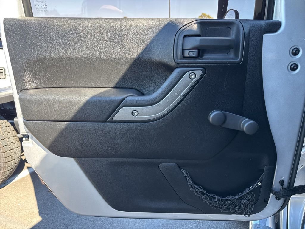 Used 2011 Jeep Wrangler Unlimited Sport AWD/4WD image 26