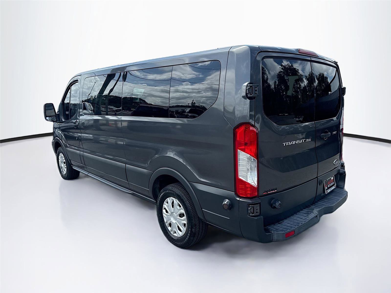 Used 2017 Ford Transit 350 XLT RWD image 26