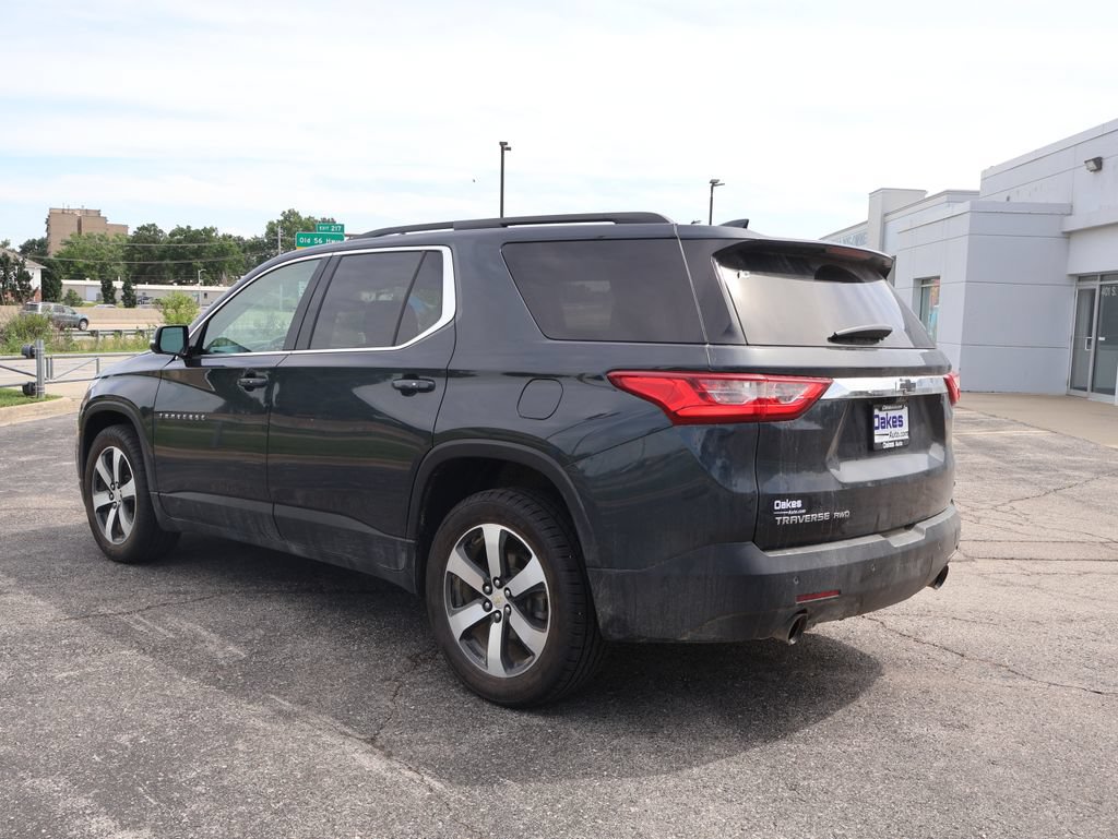 Used 2021 Chevrolet Traverse LT w/ LT Premium Package AWD/4WD image 11