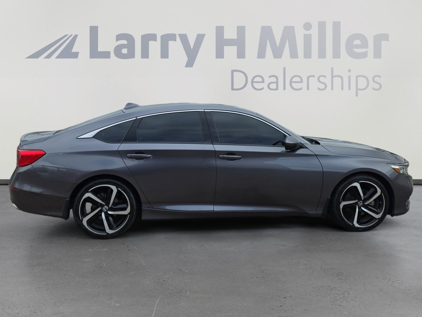 Used 2019 Honda Accord Sport image 6