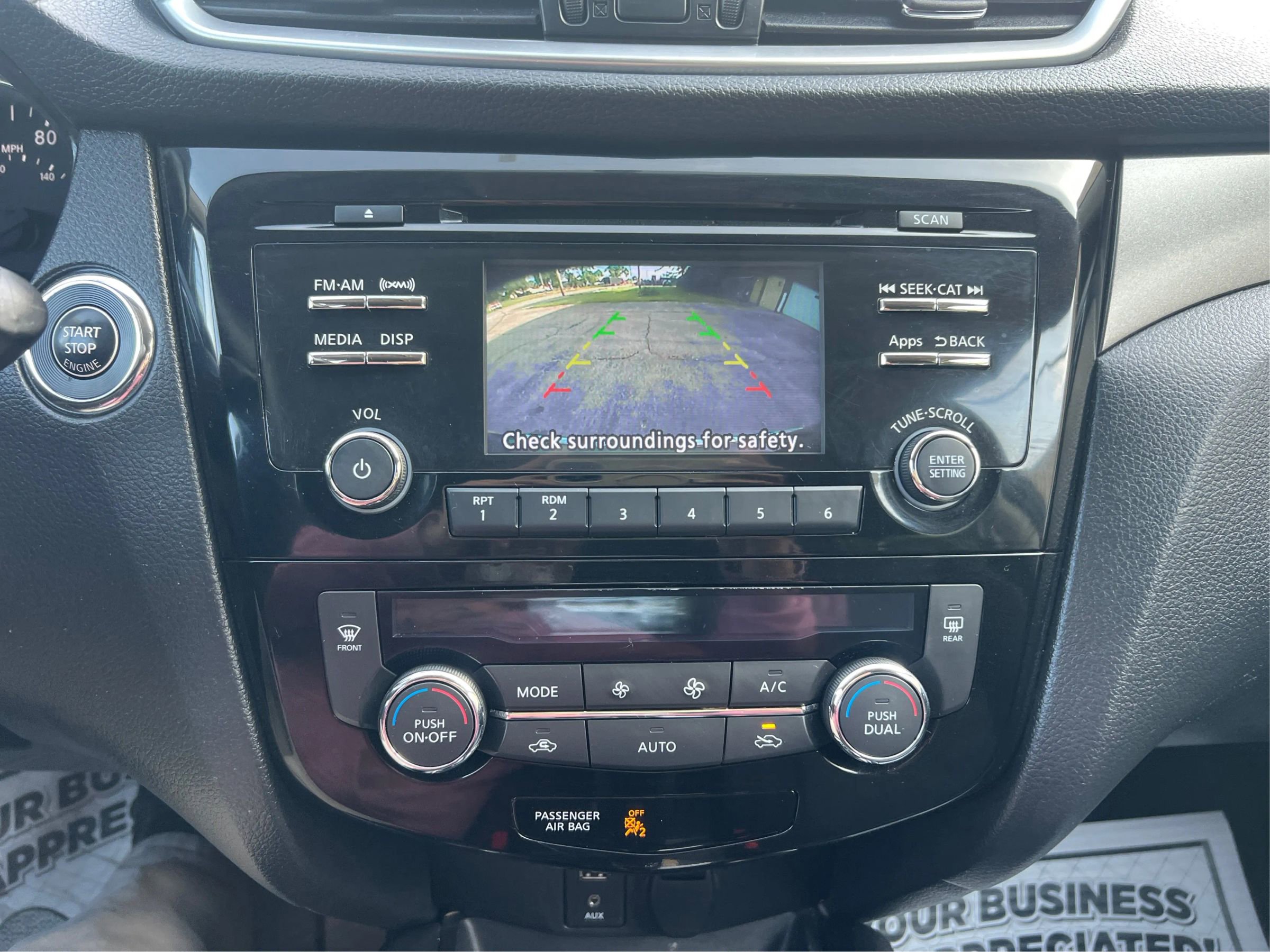 Used 2016 Nissan Rogue SV AWD/4WD image 30