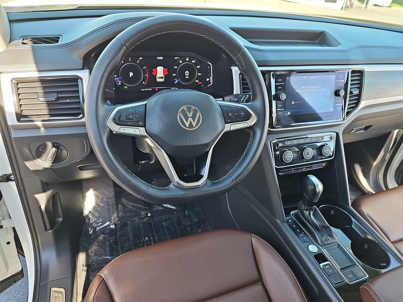 Used 2023 Volkswagen Atlas SE w/ Panoramic Sunroof Package image 18