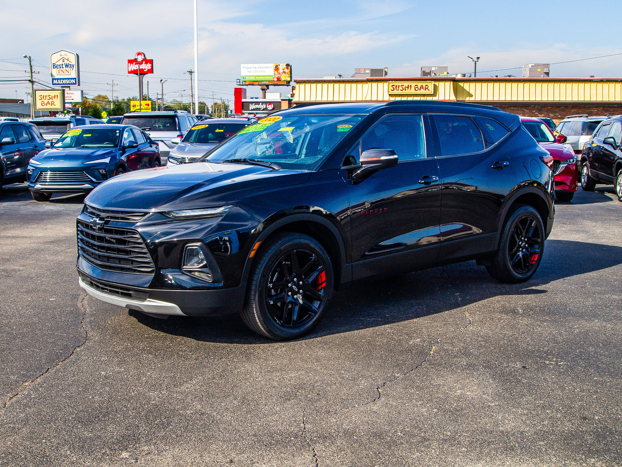Used 2020 Chevrolet Blazer LT w/ Redline Edition FWD image 3