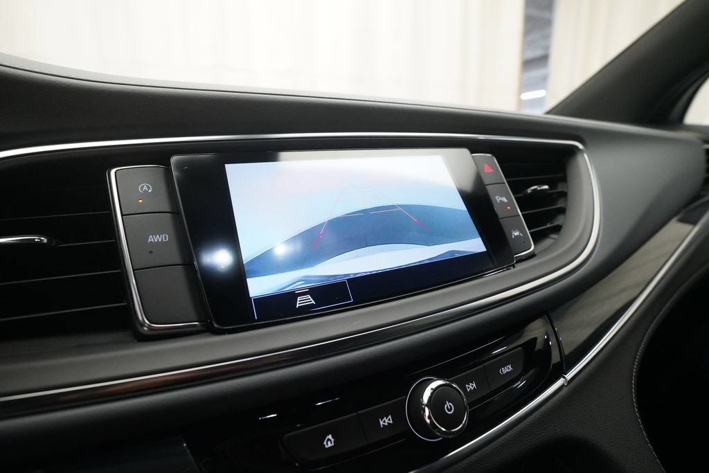 Used 2023 Buick Enclave Essence AWD/4WD image 21