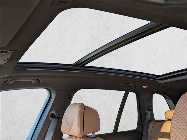 Used 2026 BMW X5 xDrive50e w/ Climate Comfort Package image 15