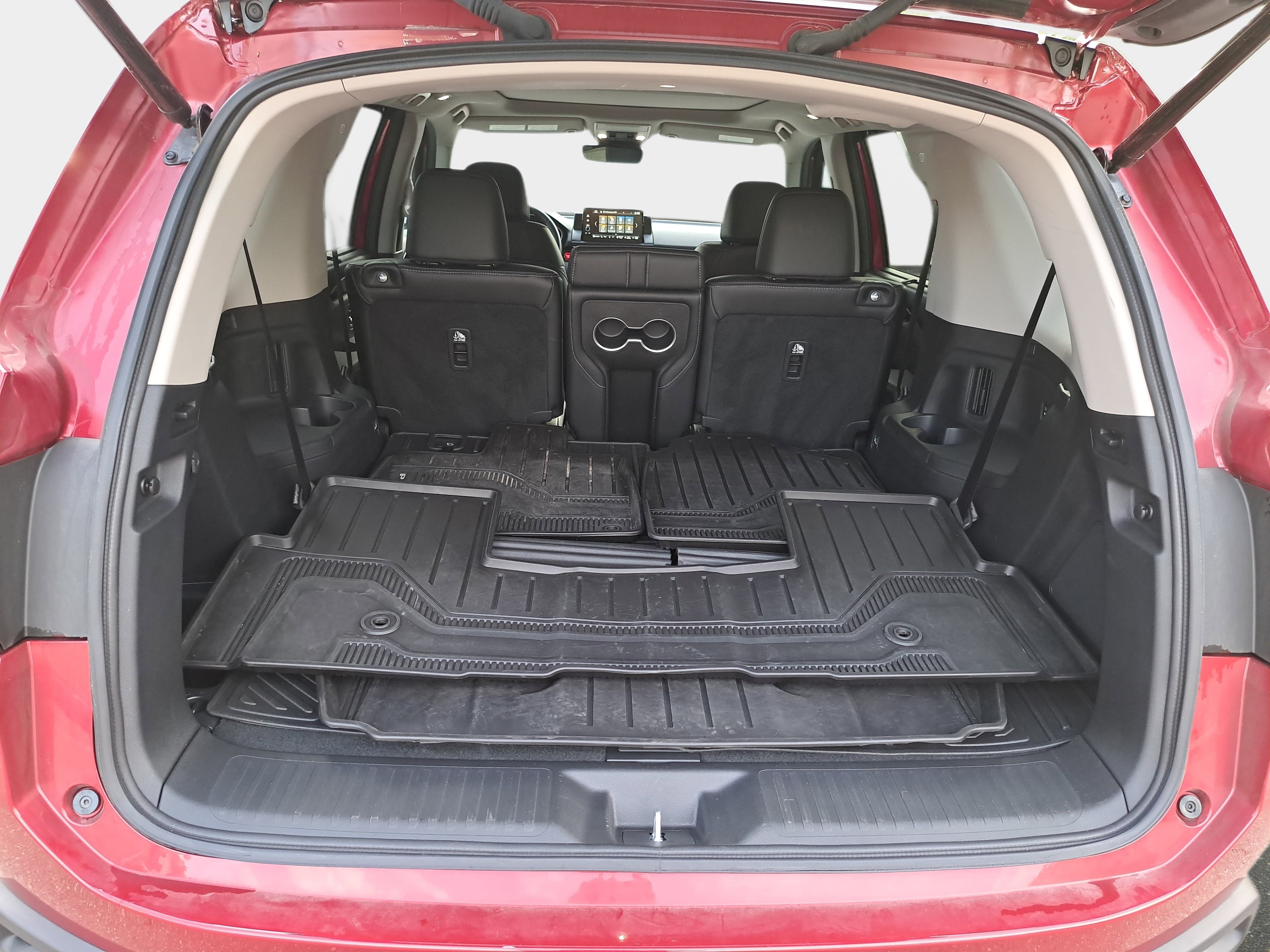 Used 2025 Honda Pilot Touring image 12
