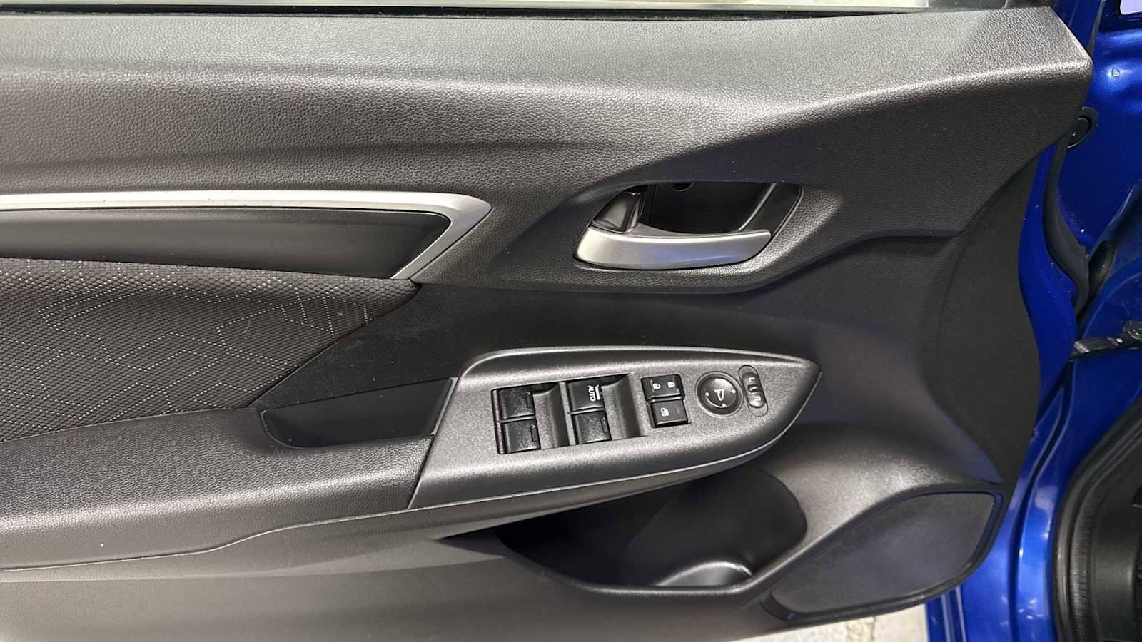 Used 2017 Honda Fit EX image 15