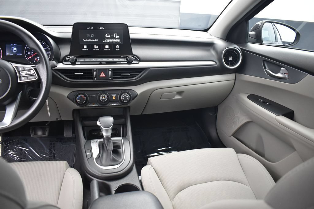 Used 2021 Kia Forte LXS FWD image 10