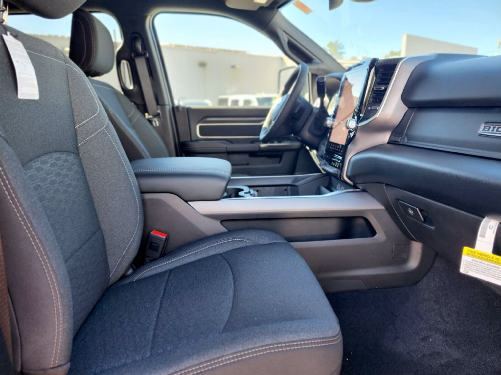 New 2026 RAM 2500 Big Horn AWD/4WD image 11