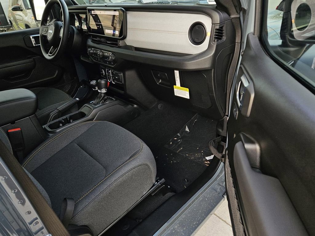 New 2026 Jeep Gladiator Sport AWD/4WD image 7
