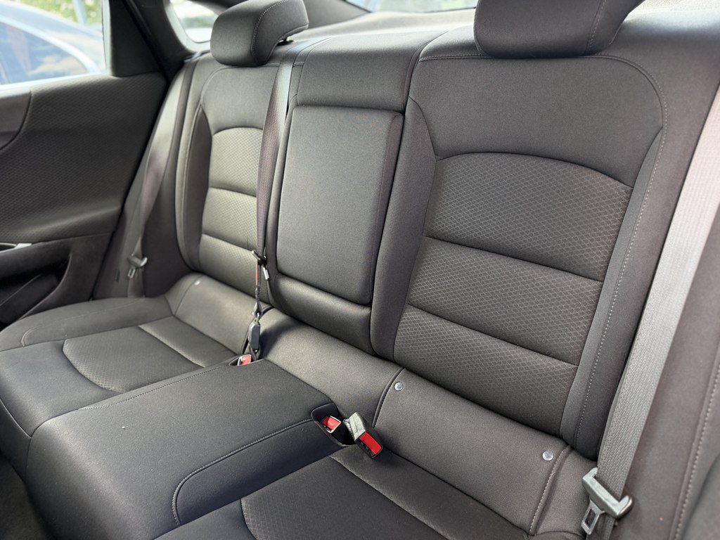 Used 2023 Chevrolet Malibu LT FWD image 19