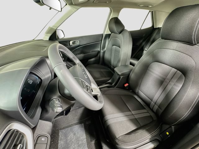 New 2026 Hyundai Venue SEL FWD image 18