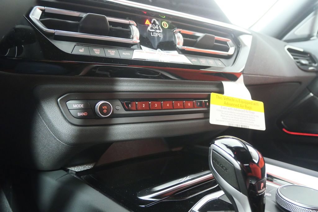 New 2026 BMW Z4 sDrive30i w/ Convenience Package image 17
