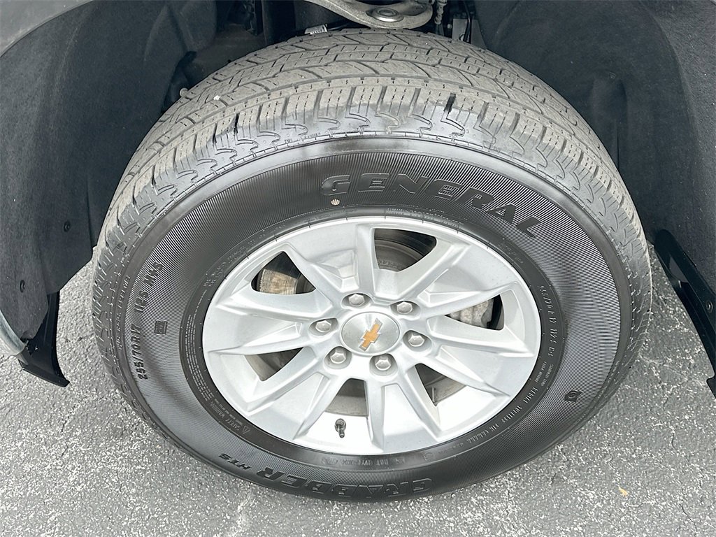 Certified 2025 Chevrolet Silverado 1500 LT image 30