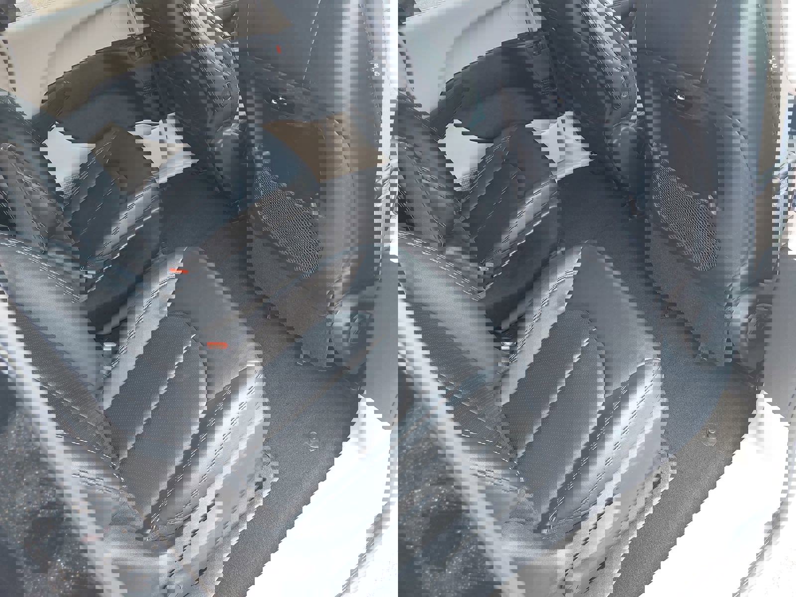 Used 2024 Chrysler Pacifica Select image 12