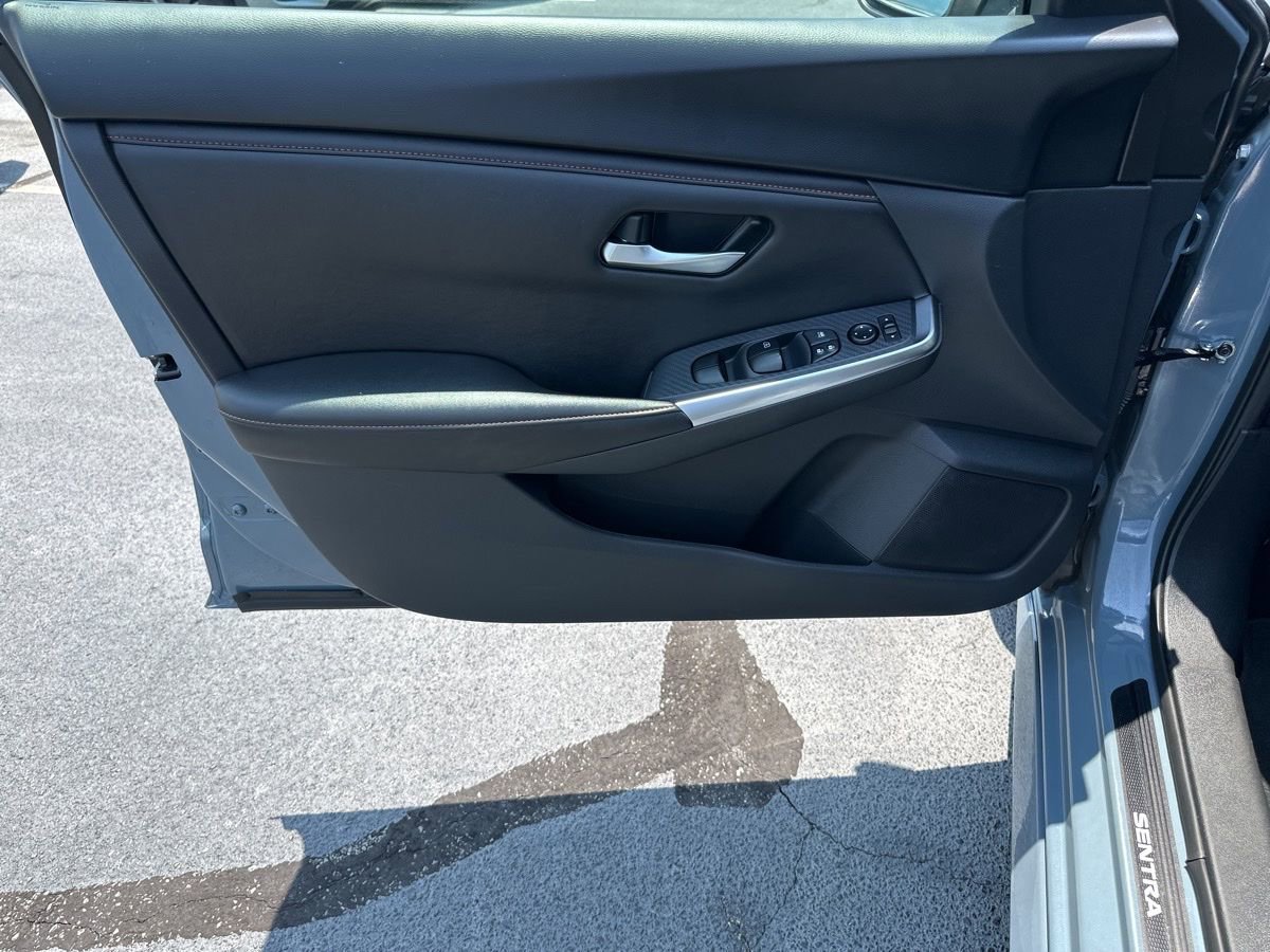 Used 2024 Nissan Sentra SR image 9