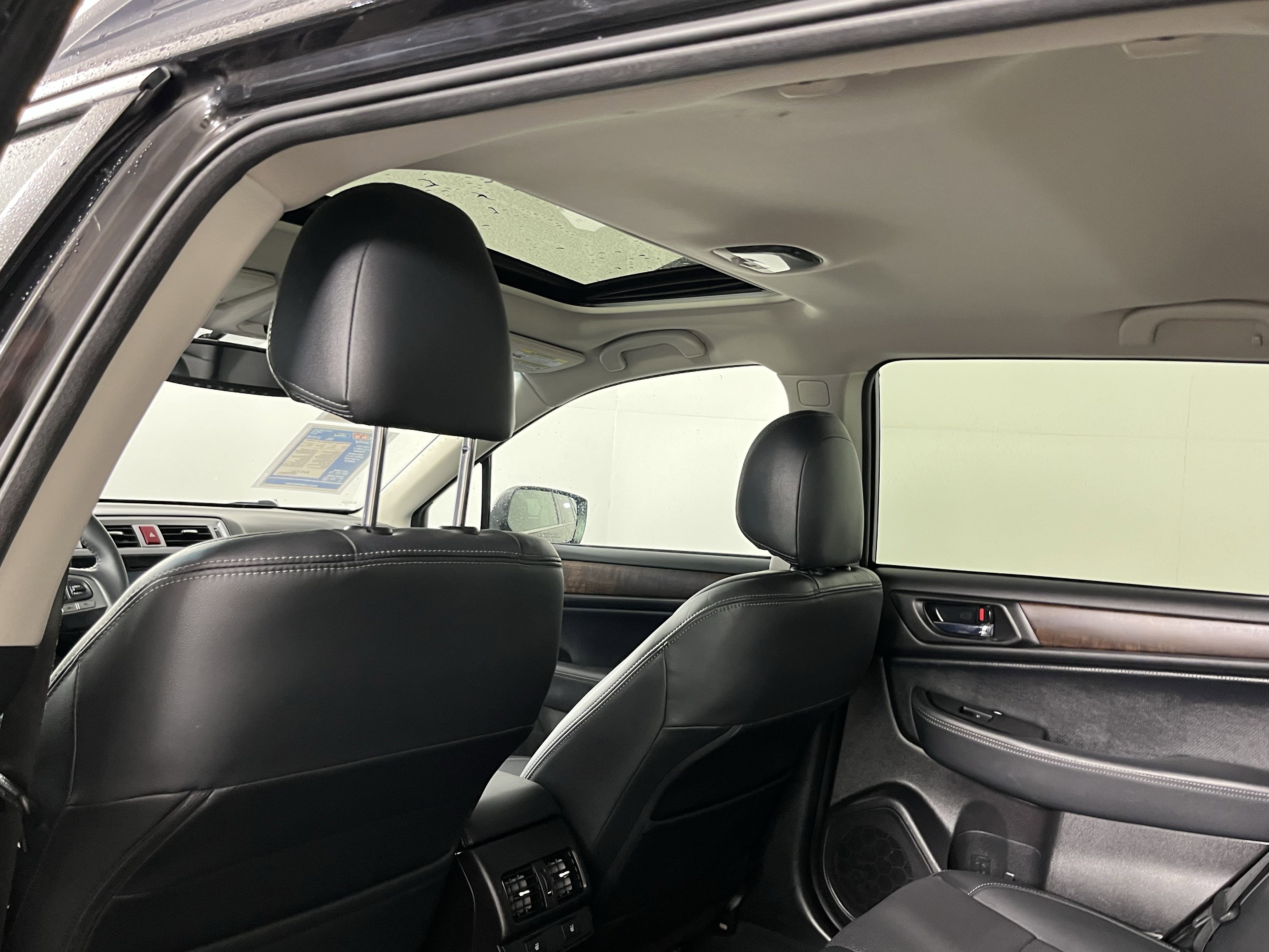 Used 2016 Subaru Outback 2.5i Limited image 16