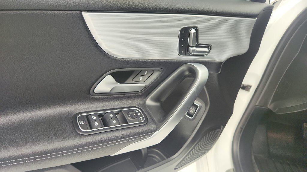 Used 2019 Mercedes-Benz A 220 image 23