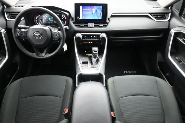 Used 2025 Toyota RAV4 LE FWD image 19