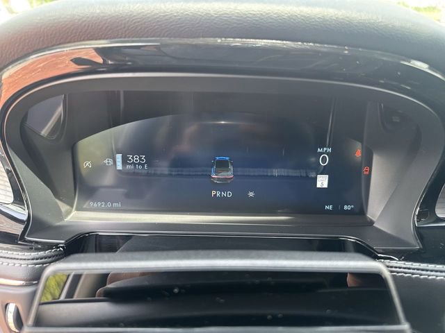 Used 2024 Lincoln Corsair FWD w/ Equipment Group 102A image 18