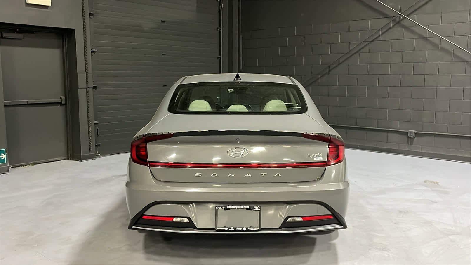 Used 2022 Hyundai Sonata Blue w/ Cargo Package FWD image 5