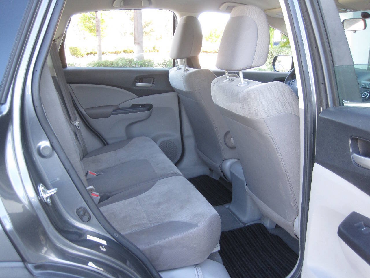 Used 2013 Honda CR-V LX image 22