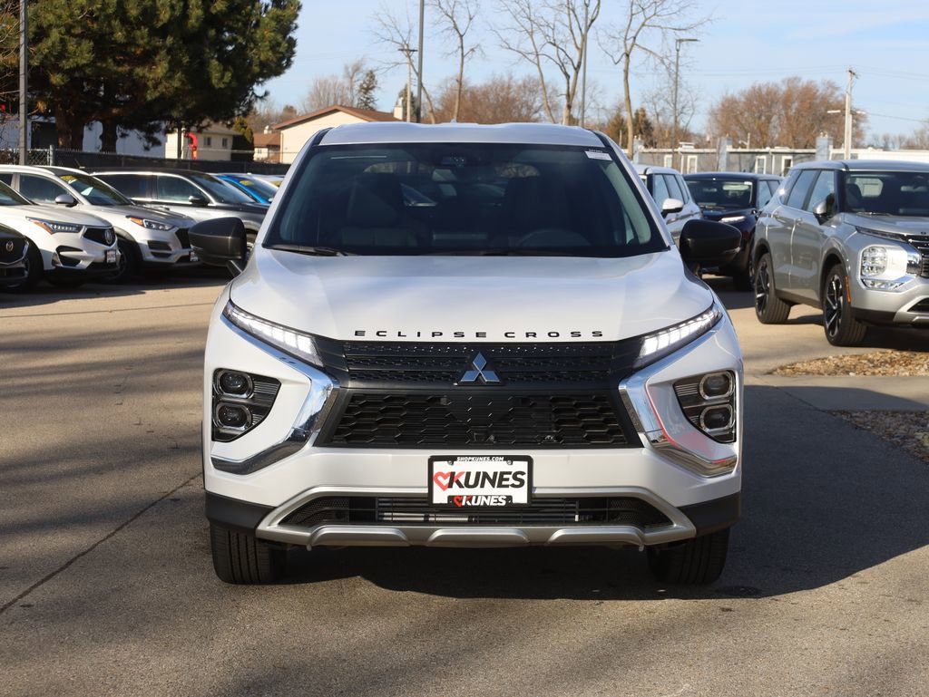 New 2026 Mitsubishi Eclipse Cross SE image 3