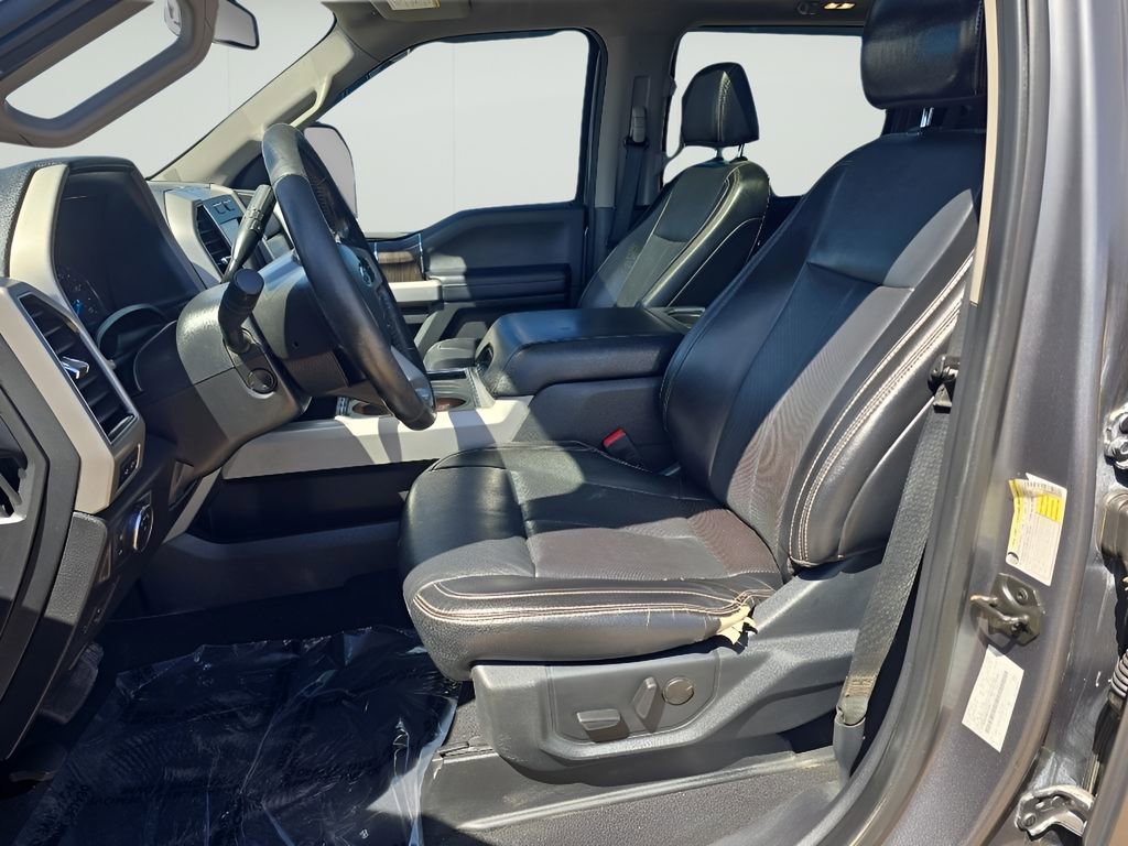 Used 2021 Ford F250 Lariat w/ Lariat Ultimate Package AWD/4WD image 34