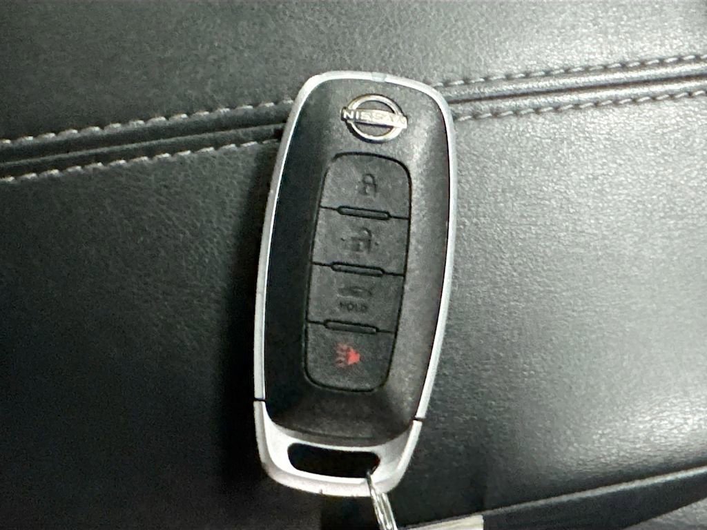 Used 2024 Nissan Sentra SV image 34