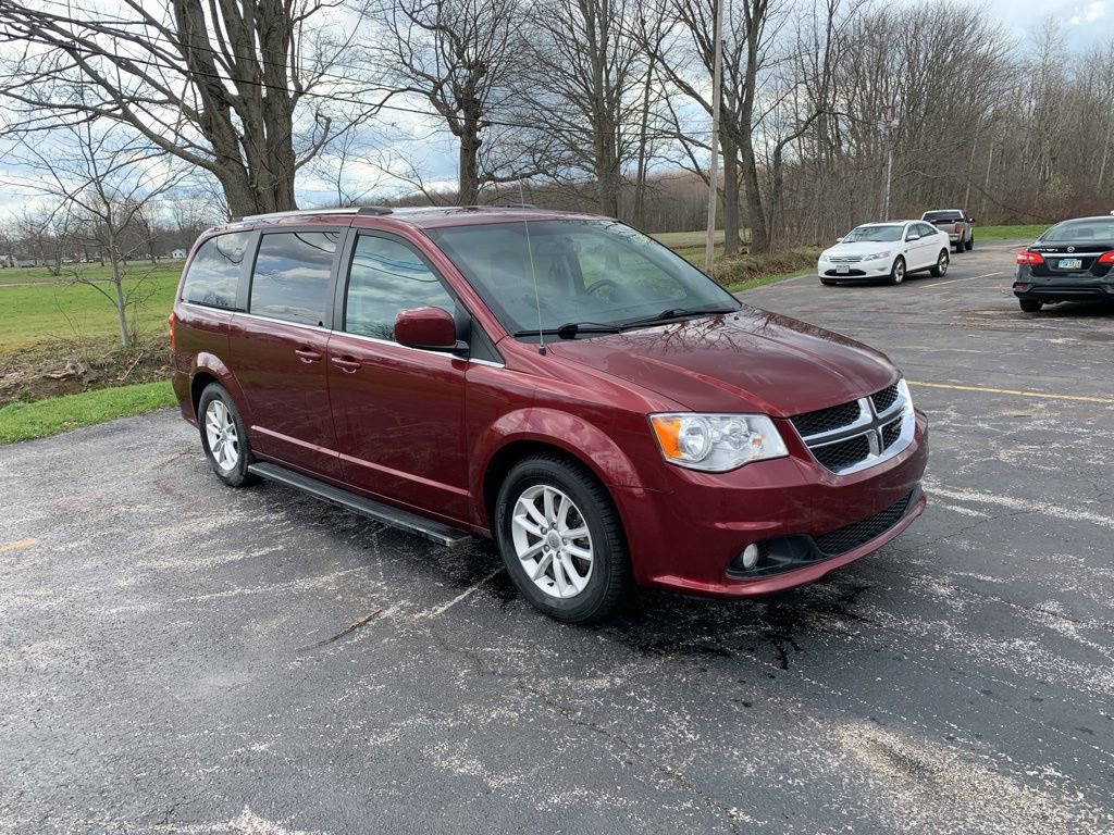 Used 2018 Dodge Grand Caravan SXT image 11