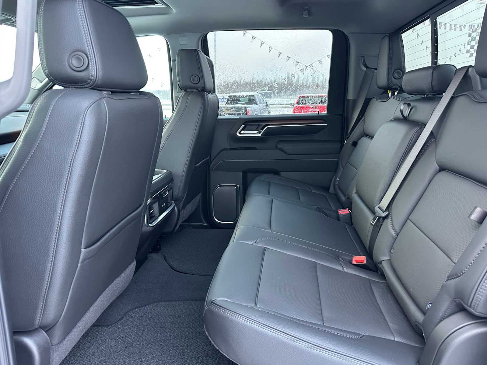 New 2026 GMC Sierra 3500 Denali w/ Denali Reserve Package AWD/4WD image 17