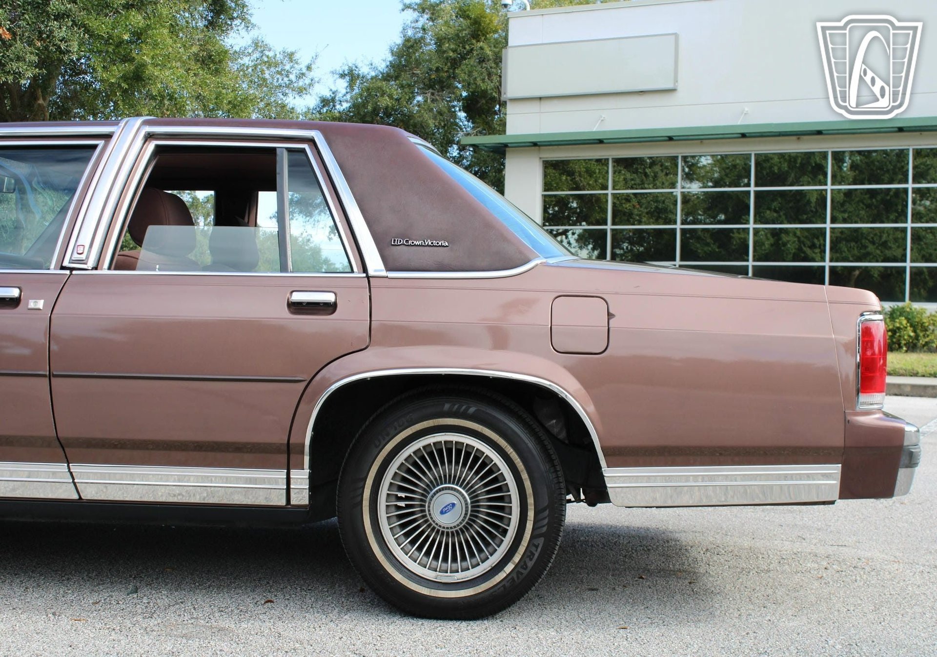 Used 1989 Ford LTD Crown Victoria image 35