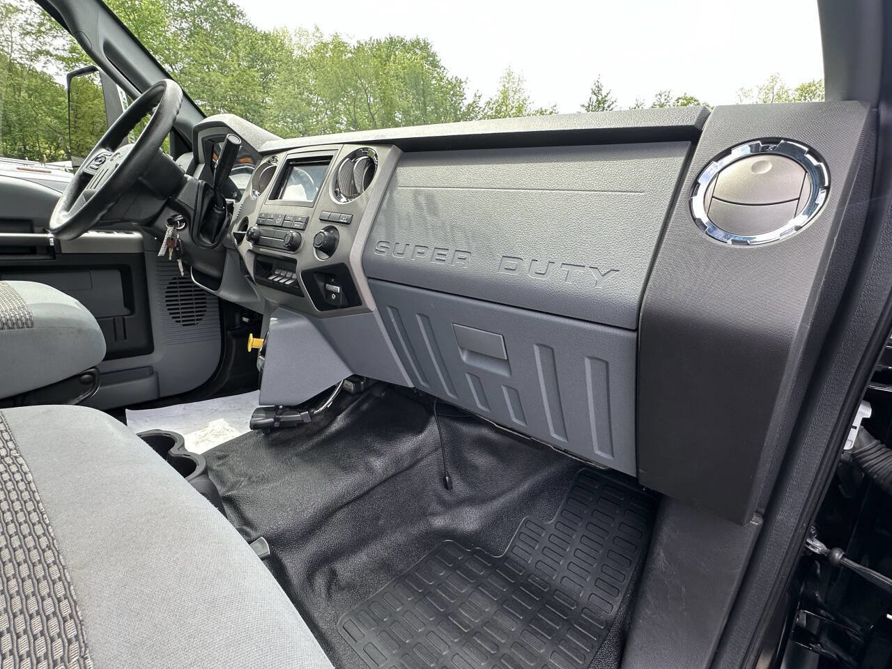 Used 2018 Ford F650 2WD Crew Cab Super Duty image 49