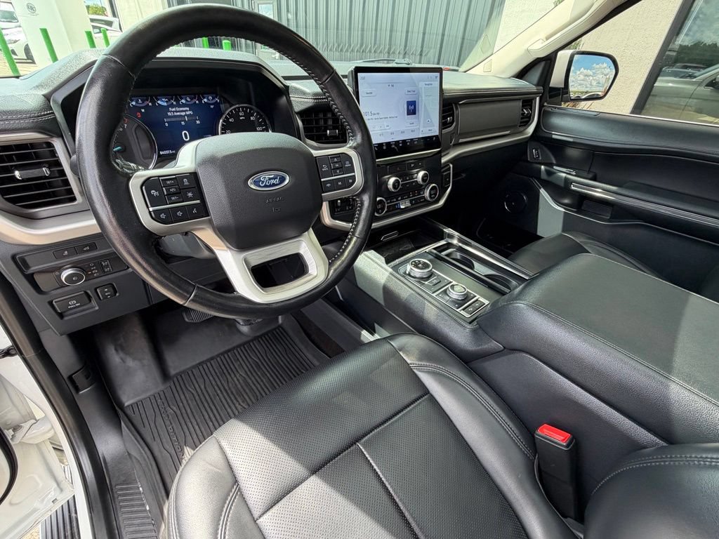 Used 2022 Ford Expedition XLT AWD/4WD image 11