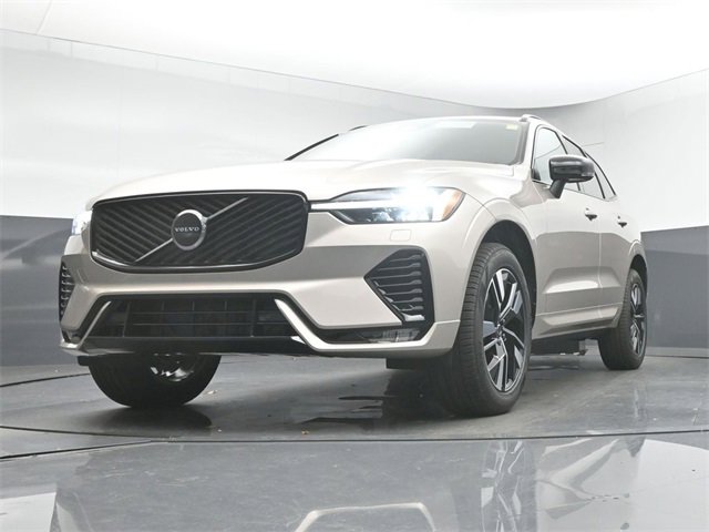 New 2026 Volvo XC60 B5 Core w/ Climate Package image 38