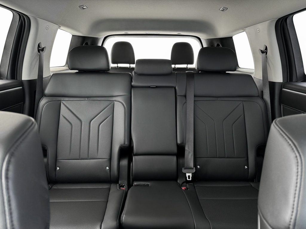 New 2025 Hyundai Santa Fe SEL AWD/4WD image 17
