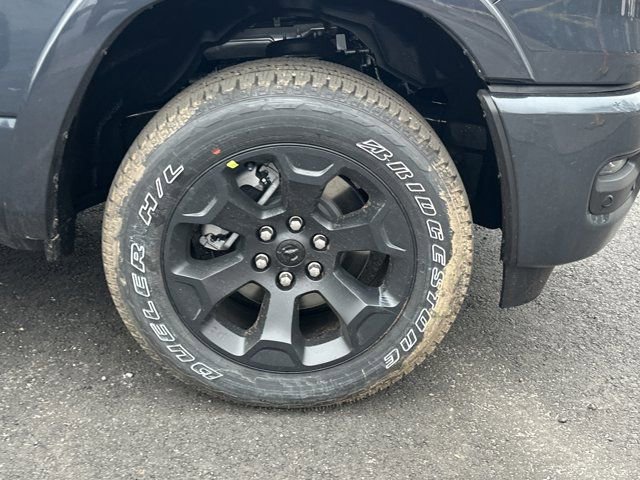 New 2026 RAM 1500 4x4 Crew Cab image 14