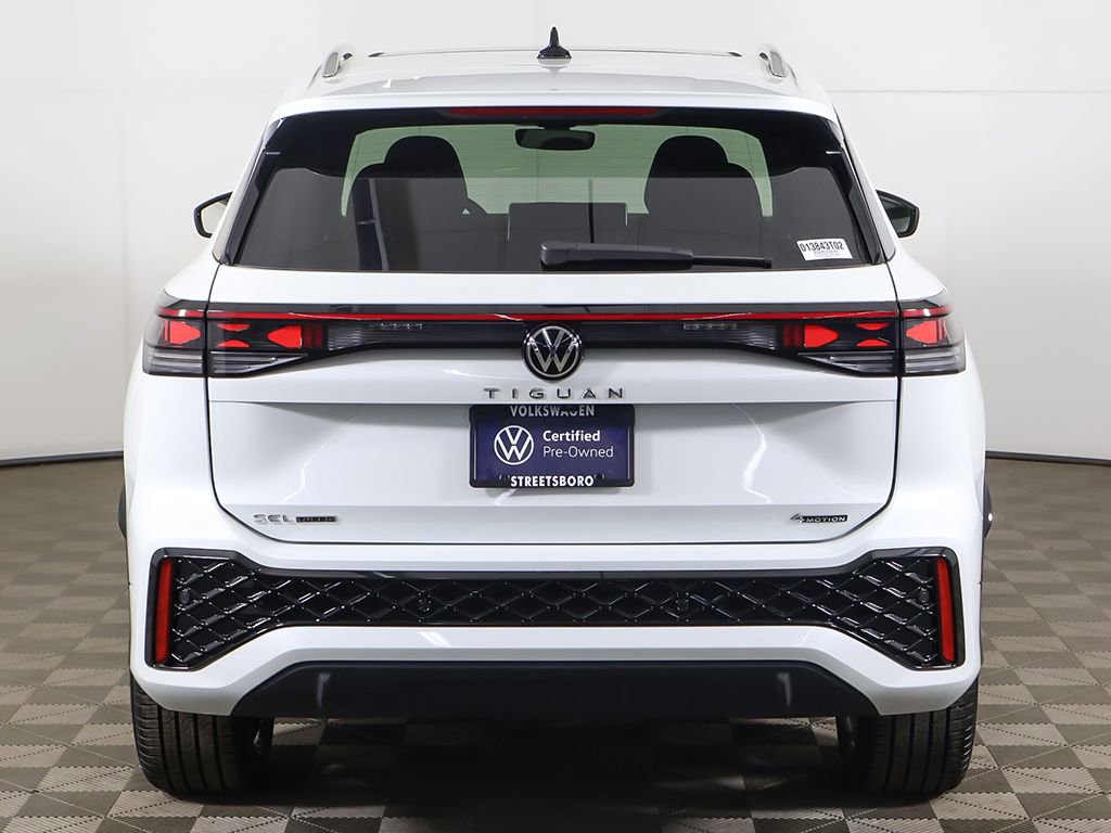 Used 2026 Volkswagen Tiguan SEL R-Line AWD/4WD image 18