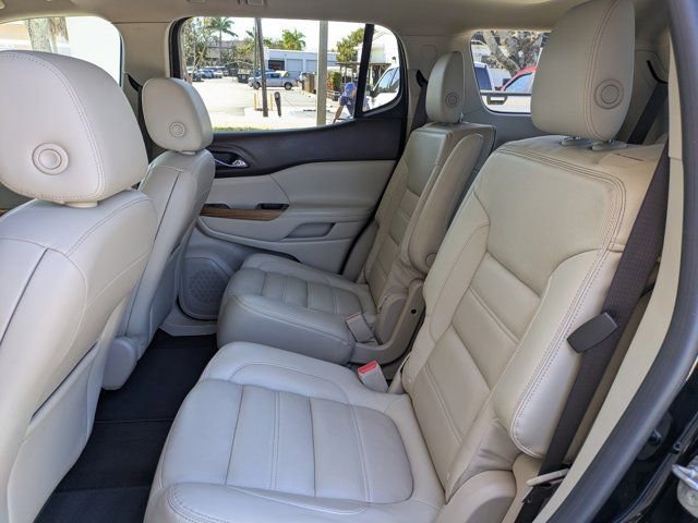 Used 2017 GMC Acadia Denali w/ Technology Package AWD/4WD image 5