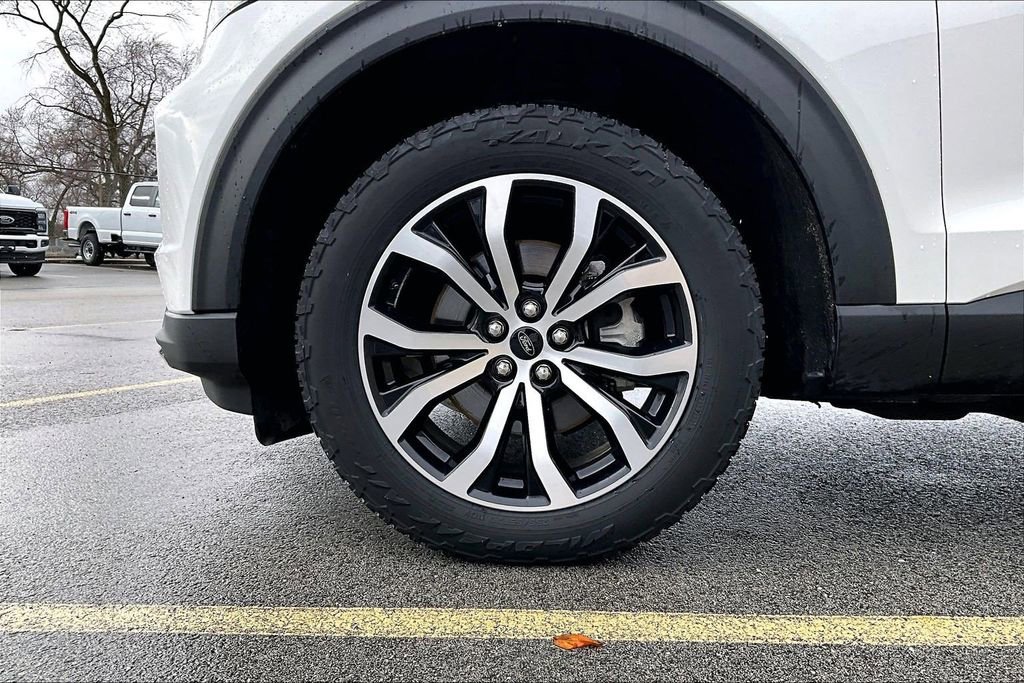 Used 2022 Ford Explorer ST-Line w/ Class IV Trailer Tow Package image 9