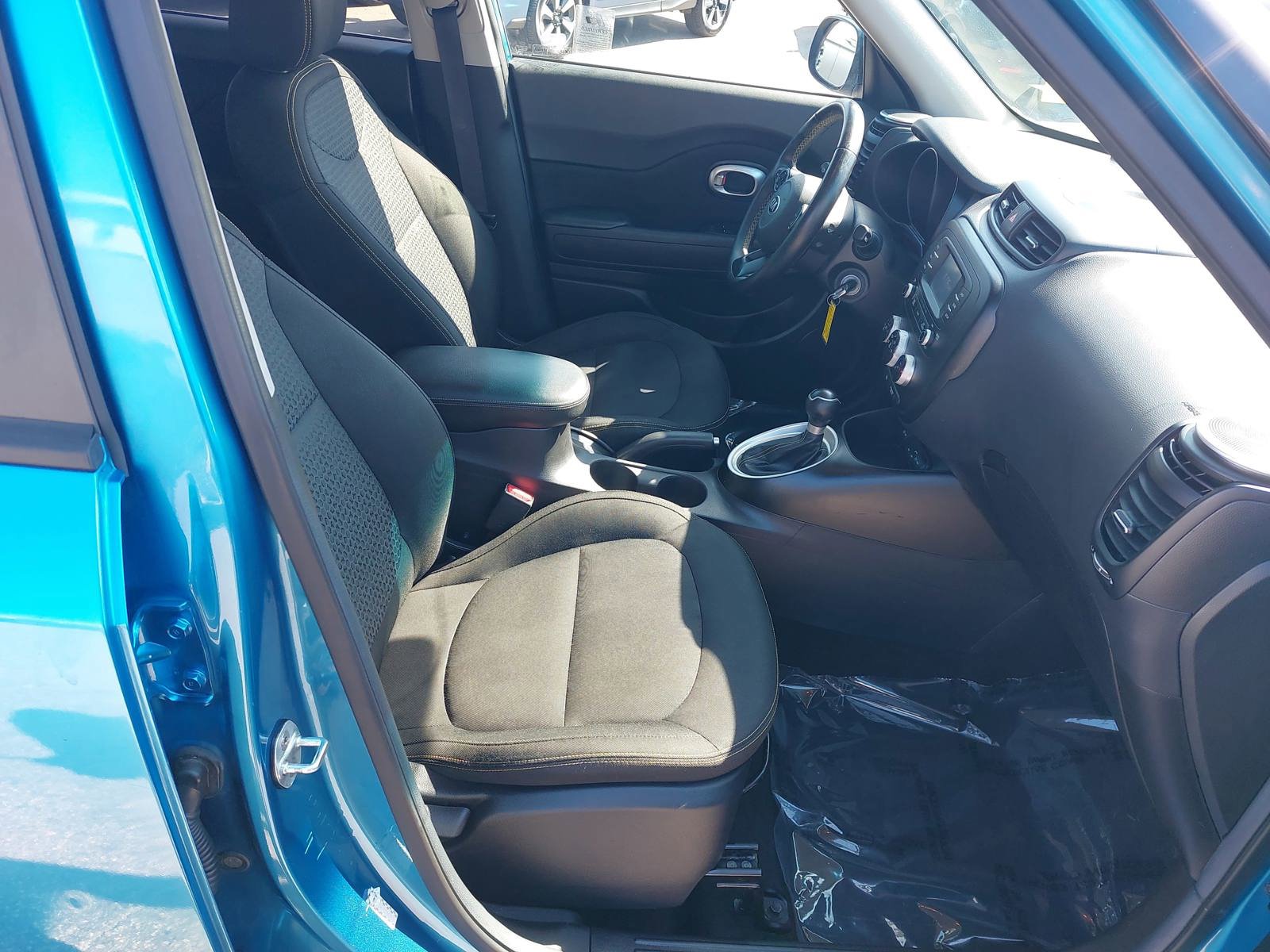 Used 2016 Kia Soul + w/ Designer's Package image 10