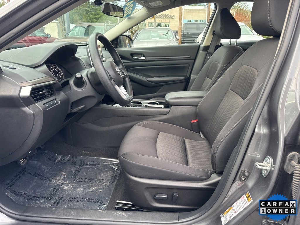 Used 2024 Nissan Altima 2.5 SV image 16